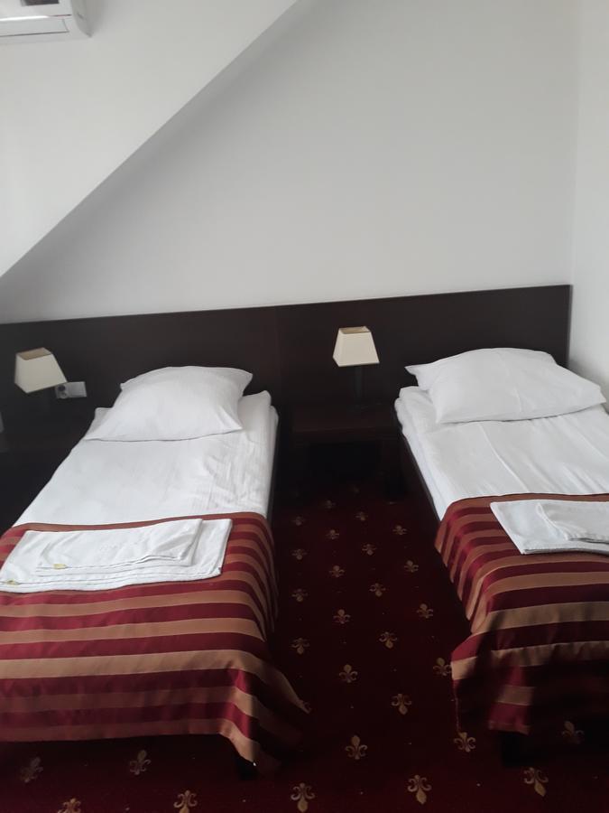 Hotel Platinum Hrubieszow Exterior photo