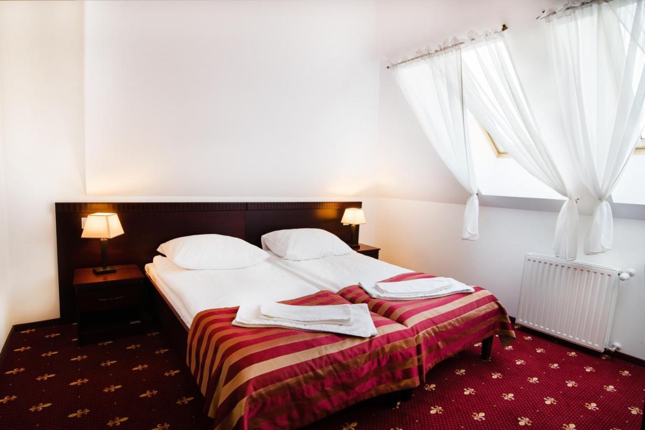 Hotel Platinum Hrubieszow Exterior photo