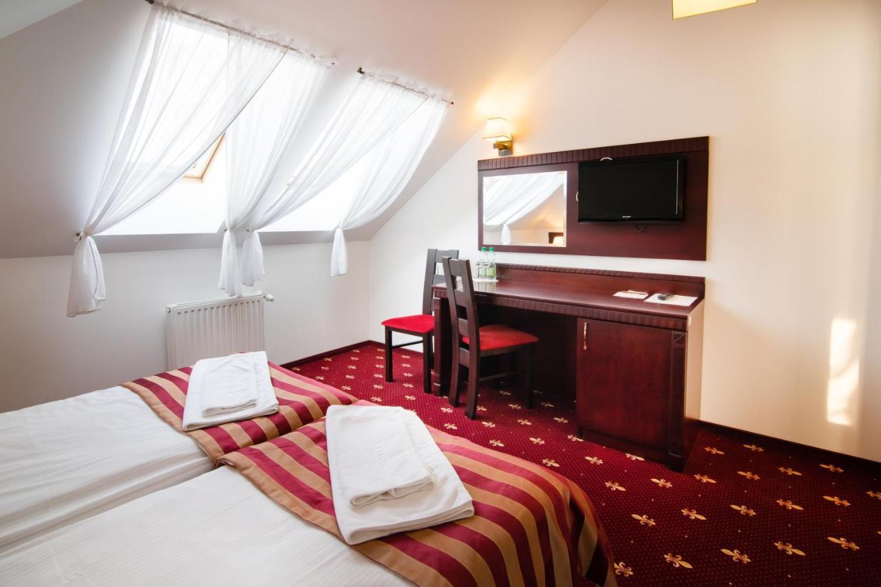 Hotel Platinum Hrubieszow Exterior photo